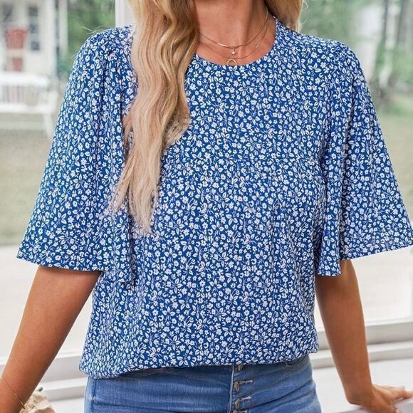 C. Cline Blue & White Floral Bell-Sleeve Crewneck Top - Picture 1 of 3